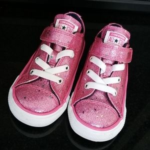 Baby Girl Converse Velcro Pink Sparkle Shoes sz 7